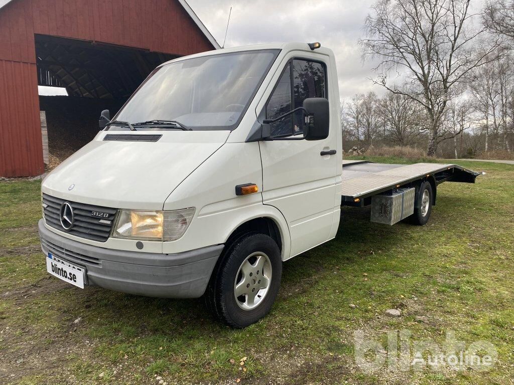 MERCEDES-BENZ 312D autotransporter MERCEDES-BENZ 312D autotransporter
