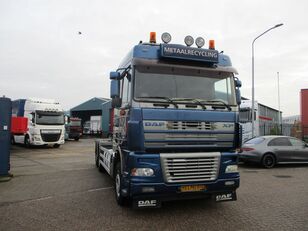 DAF XF 95.480 95 XF 480 EURO 3 !!! MANUALGEARBOX 10 TYRESFULLSTEELSU kamion sa kukom za podizanje tereta