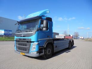 Volvo FM 330 EURO 6 kamion sa kukom za podizanje tereta