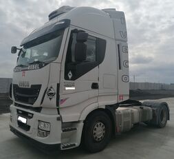 IVECO Stralis AS440S48T/FP tegljač