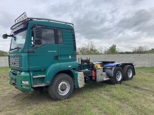 MAN TGA 26.480 6x6 Transport Hafen BE NL DE Hafen mit Prais tegljač